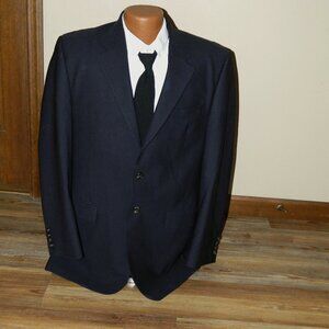 BLACK RALPH LAUREN MENS SUIT JACKET.  MEASUREMENTS IN DESCRIPTION.
